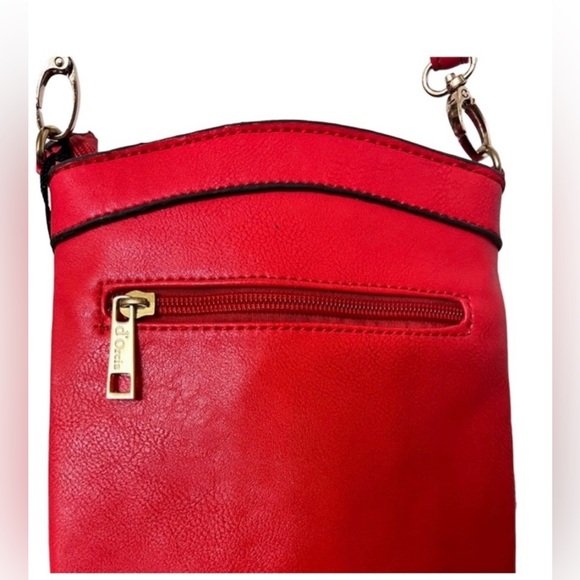 3/$10 D’ORCIA - RED STUDDED / CRYSTAL CROSSBODY BAG - Picture 4 of 5